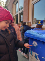 Thema,afval' Wij sorteren en recycleren''