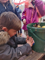 Thema,afval' Wij sorteren en recycleren''